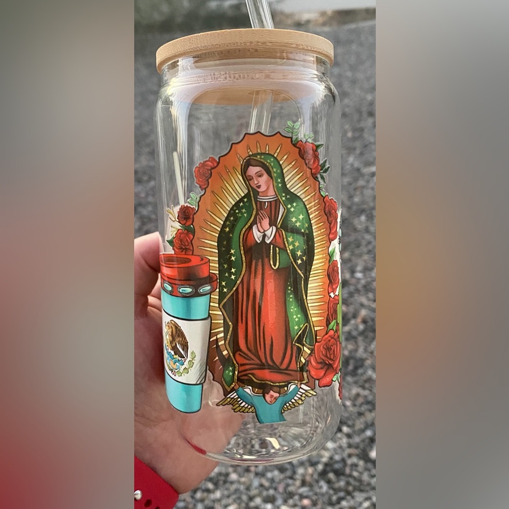 Mexican glass cup with wooden lid and glass straw